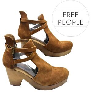 Free People Cedar Suede Leather Clog Sandals – Taupe Size 41 ( US Size 10)